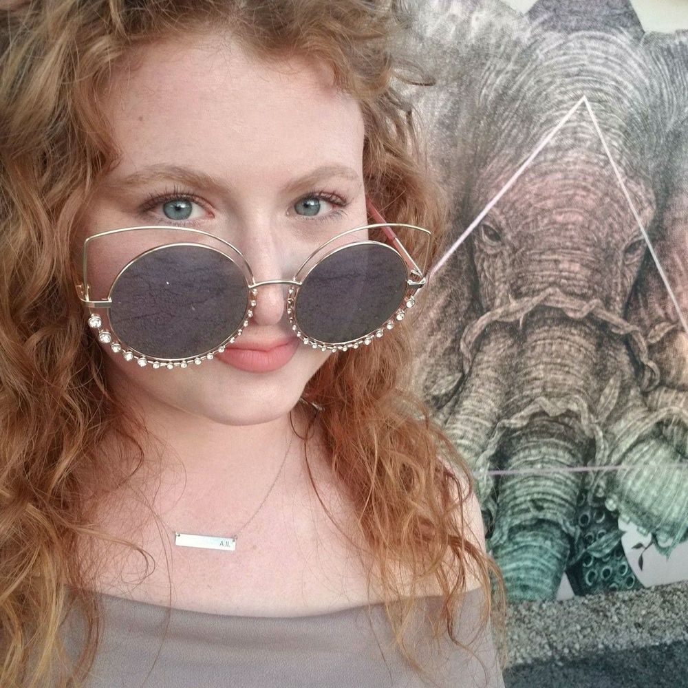 Meet your Posher, Allison